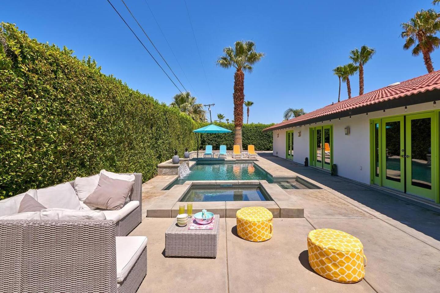 Pineapple Splash! Complete Privacy! Salt Pool! Palm Springs Luaran gambar