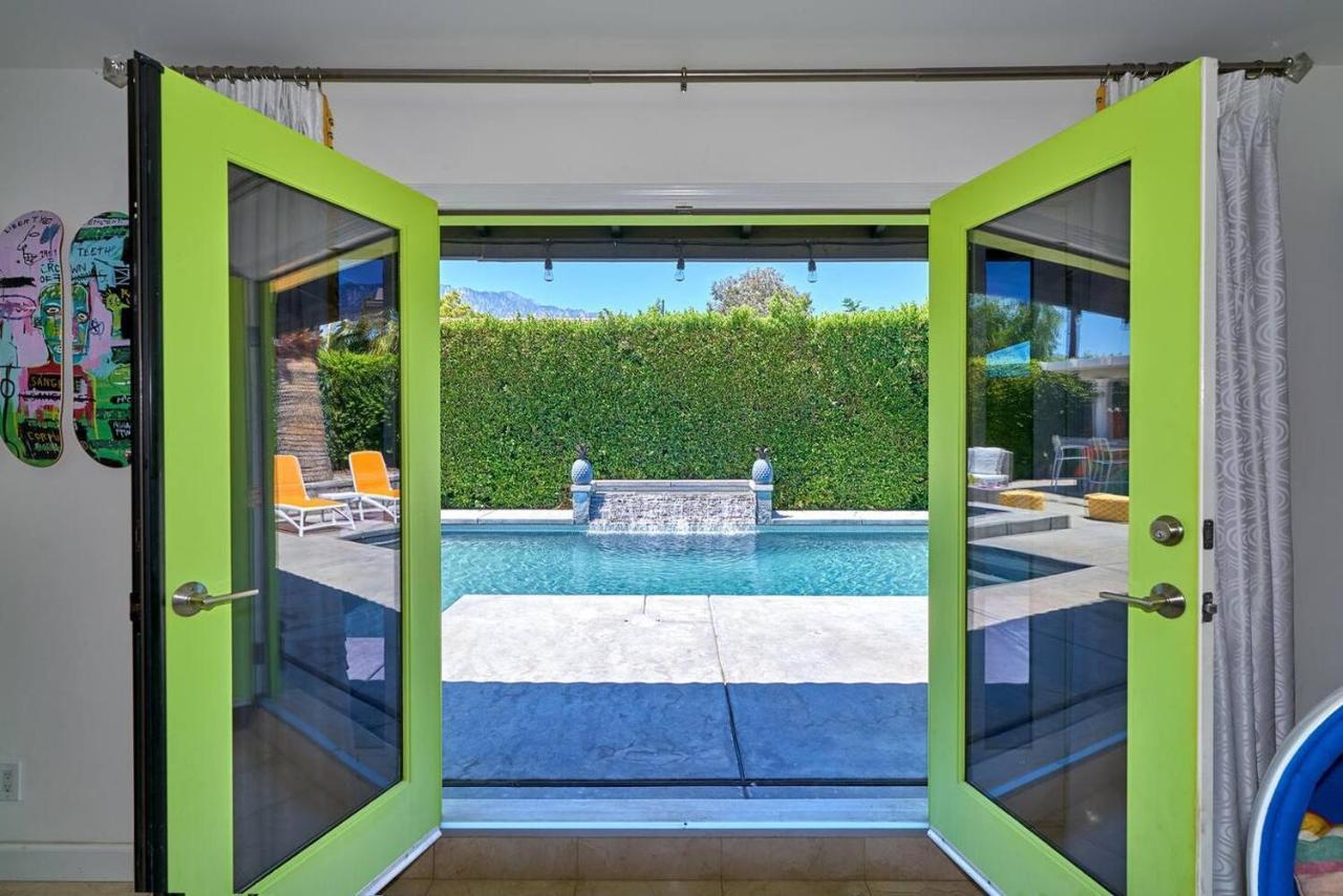 Pineapple Splash! Complete Privacy! Salt Pool! Palm Springs Luaran gambar